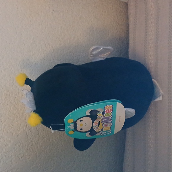 10 inch Hugmee Sunny the Bee squishmallow - Picture 2 of 5